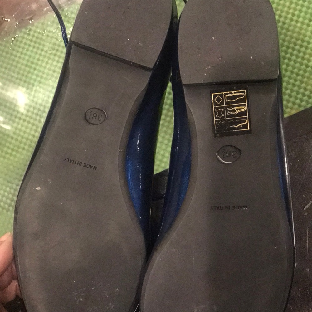 Flats - Picture 2 of 4